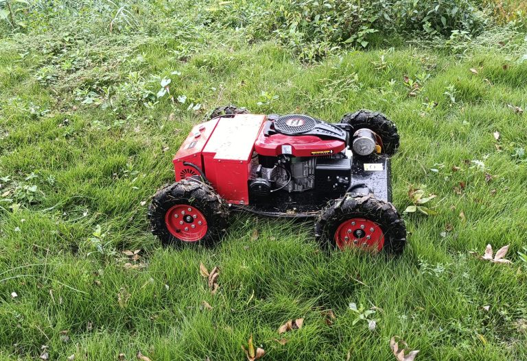 China remote controlled lawn mower low price for sale, chinese remote control lawn mower with tracks