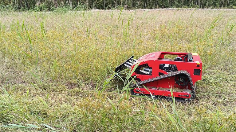 China made grass trimmer low price for sale, chinese best remote control slope mower price