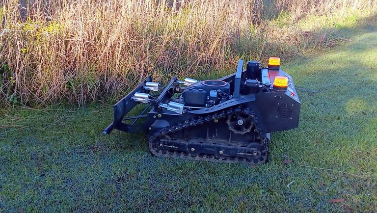 Transforming Landscaping Businesses with the VTLM800 Lawn Mower: A Customer Success Story