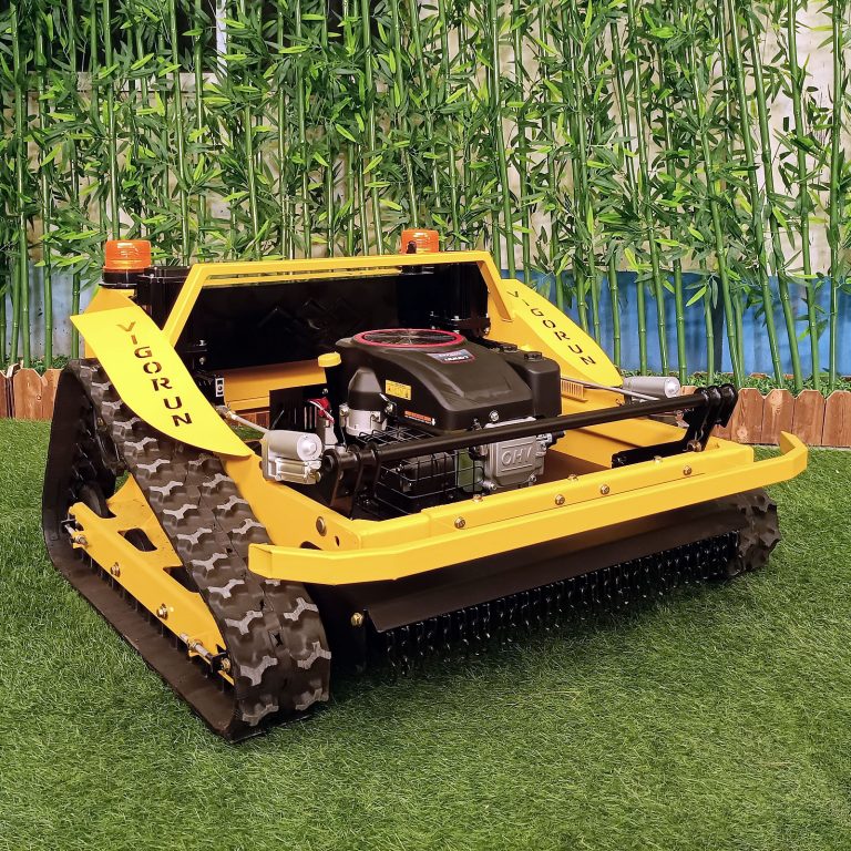 wireless tracked grass cutter machine made by Vigorun Tech, Vigorun cordless caterpillar brush mower for sale