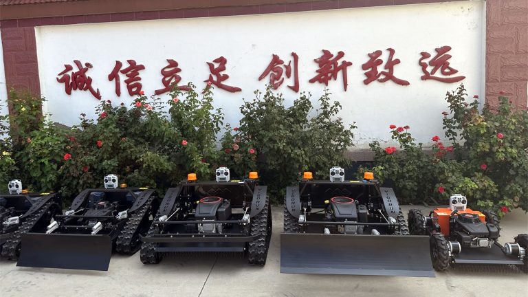 best quality radio controlled grass cutting machine made in China