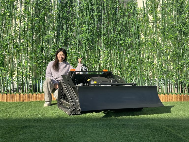 factory direct sales low wholesale price China community greening remote control slope mower with tracks