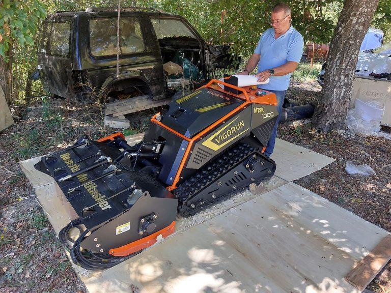 Bulgarian Customer Expands His Vigorun Collection with the MTSK1000 Multifunctional Remote-Controlled Mower